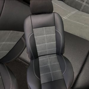 Set completo di rivestimenti per sedili in alcantara ed ecopelle