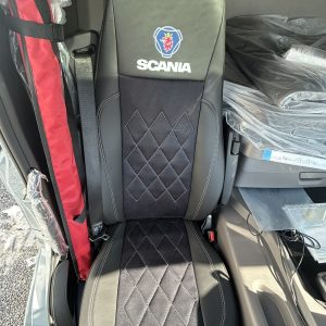 Coprisedili Scania R/G/P  – Alcantara traforata – due sedili pneumatici