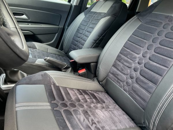 Coprisedili Dacia Duster - Alcantara goffrata ed ecopelle - immagine 9