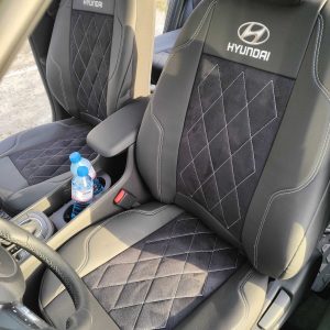 Coprisedili Hyundai Kona – alcantara traforata e ecopelle