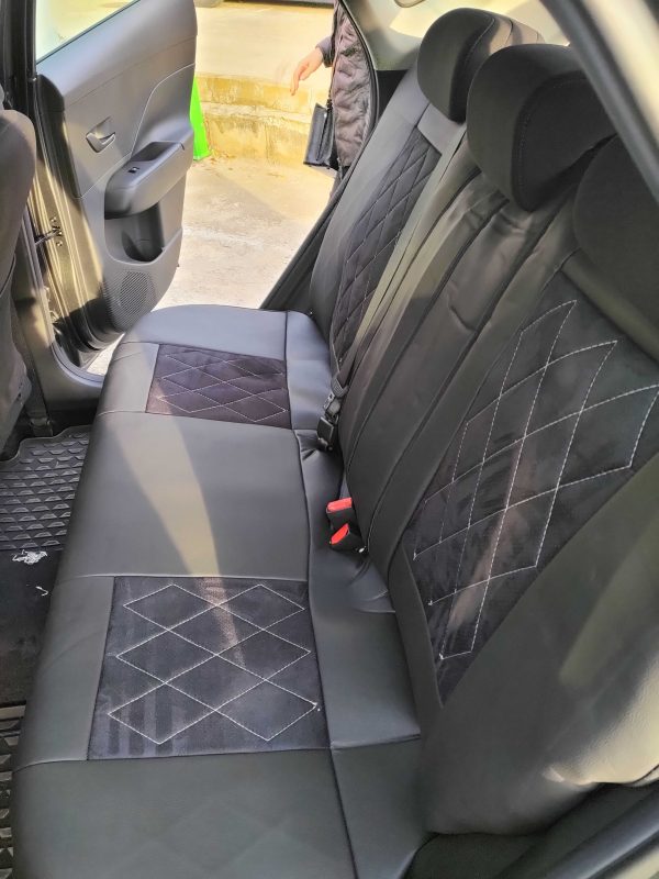 Coprisedili Hyundai Kona - alcantara traforata e ecopelle - immagine 10