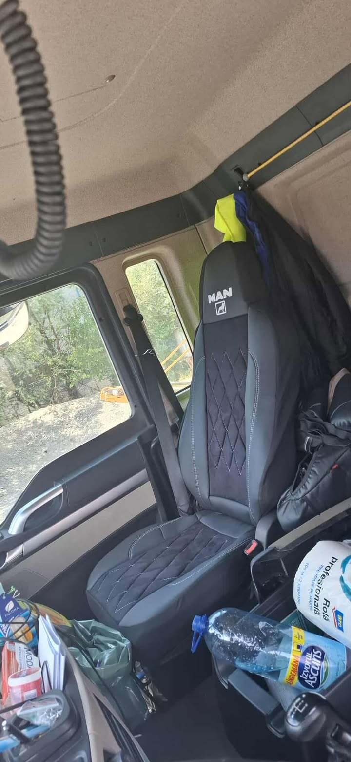 Coprisedili MAN TGX (2021+) - Alcantara traforata - immagine 10