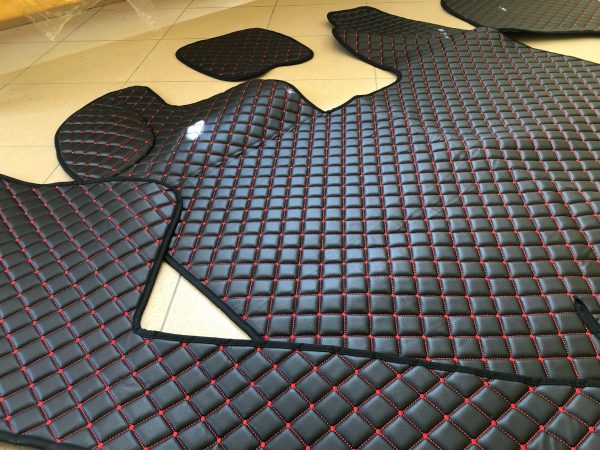 Tappetini in pelle per Mercedes Actros MP4-MP5 con pianale piatto, automatico - immagine 10